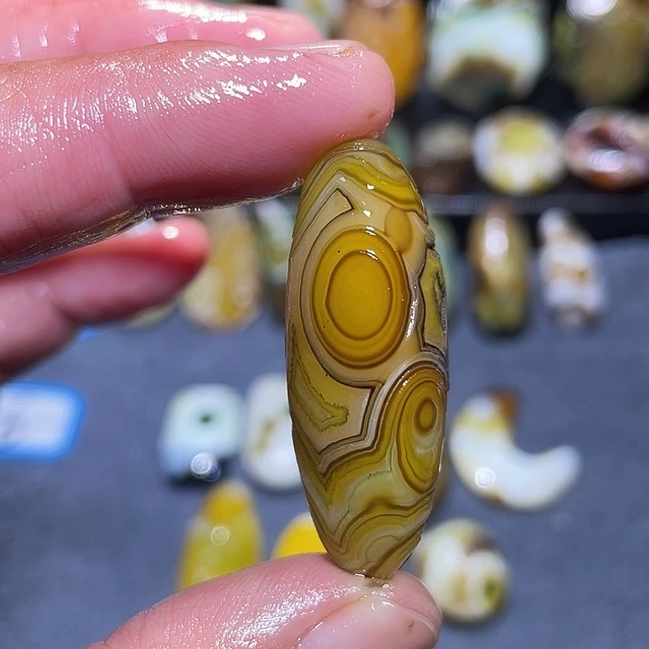 未镶嵌玛瑙/玉髓珠宝奇石