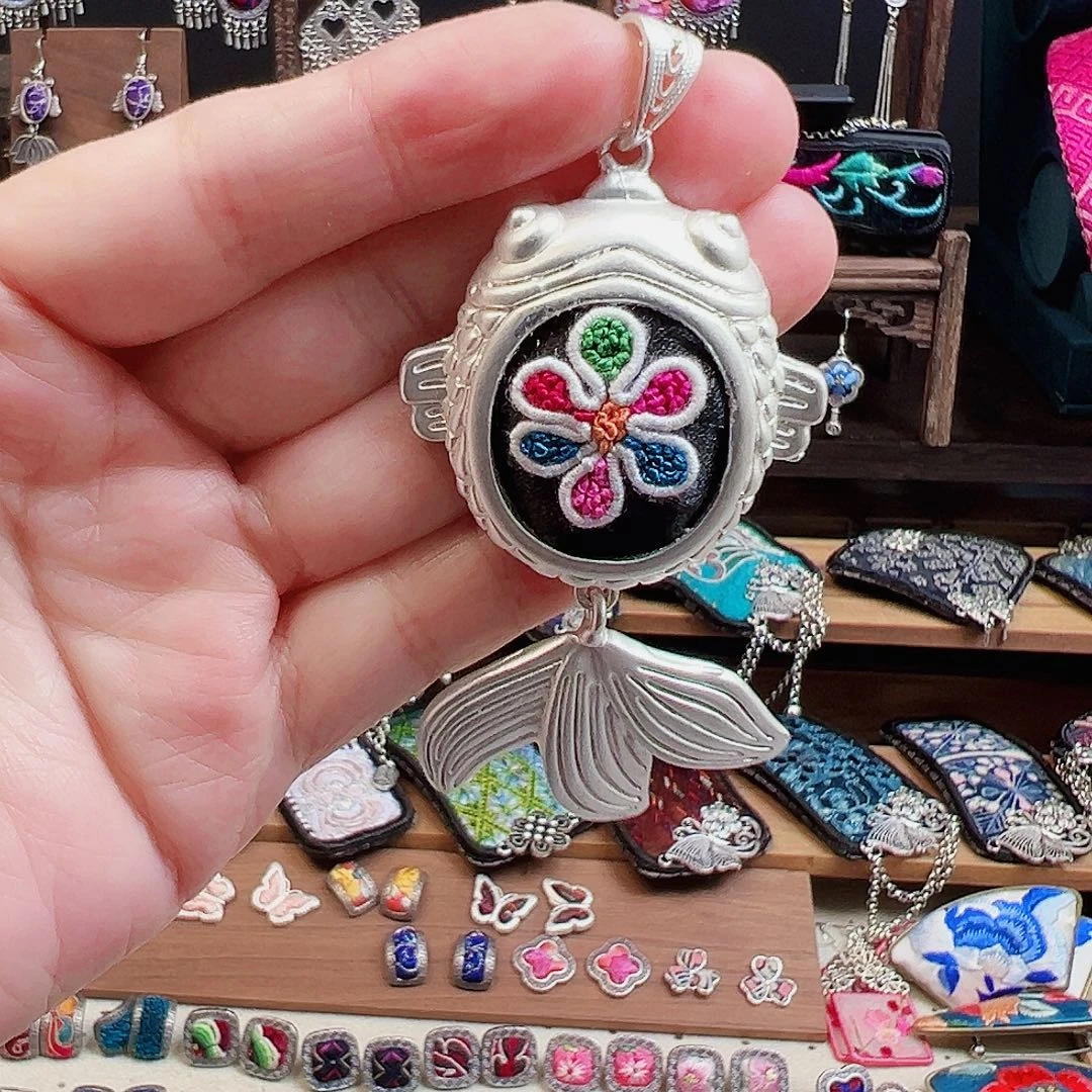 织绣手工刺绣工艺品