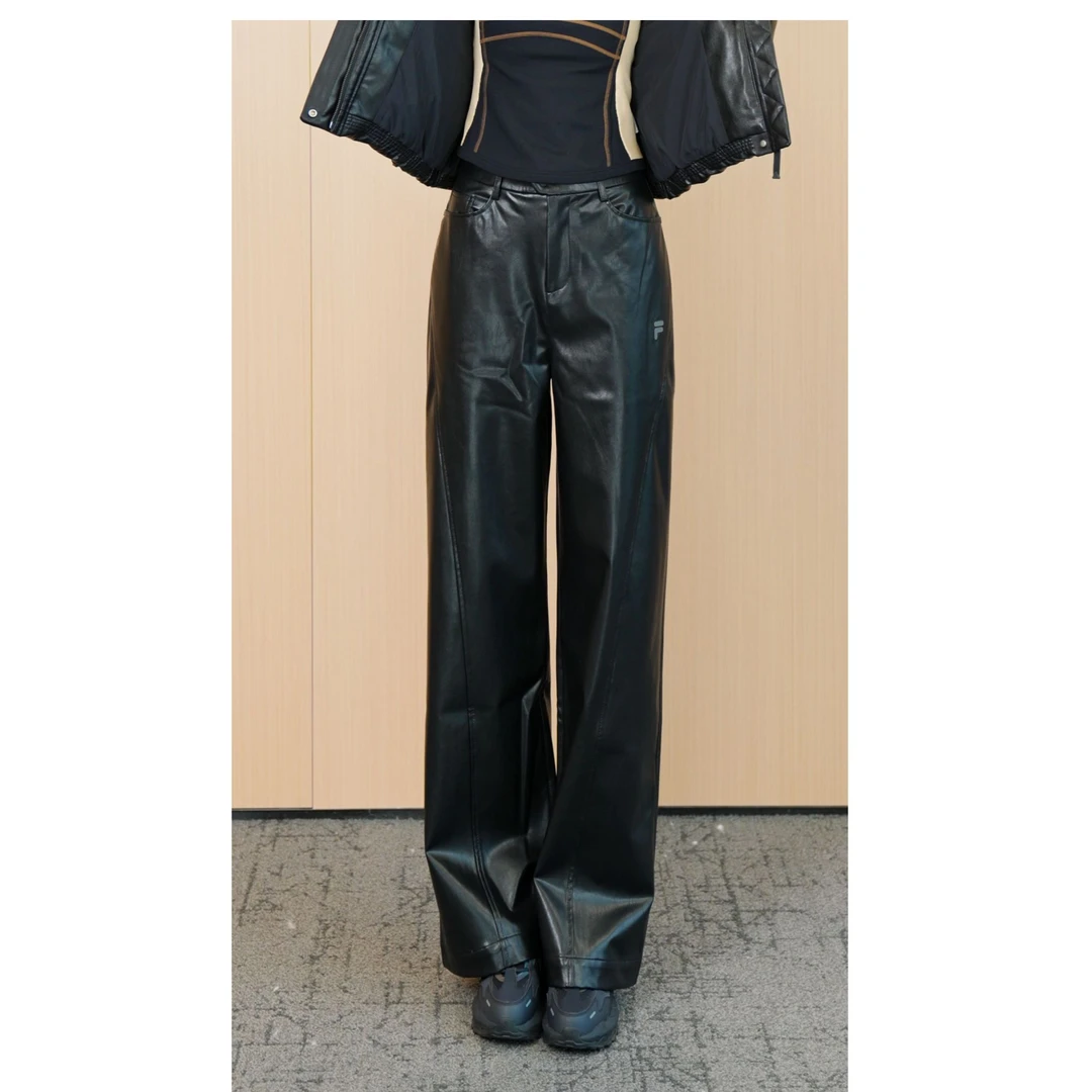 FILA斐乐正品女款冬季宽松舒适百搭潮流针织运动长裤T11W545609