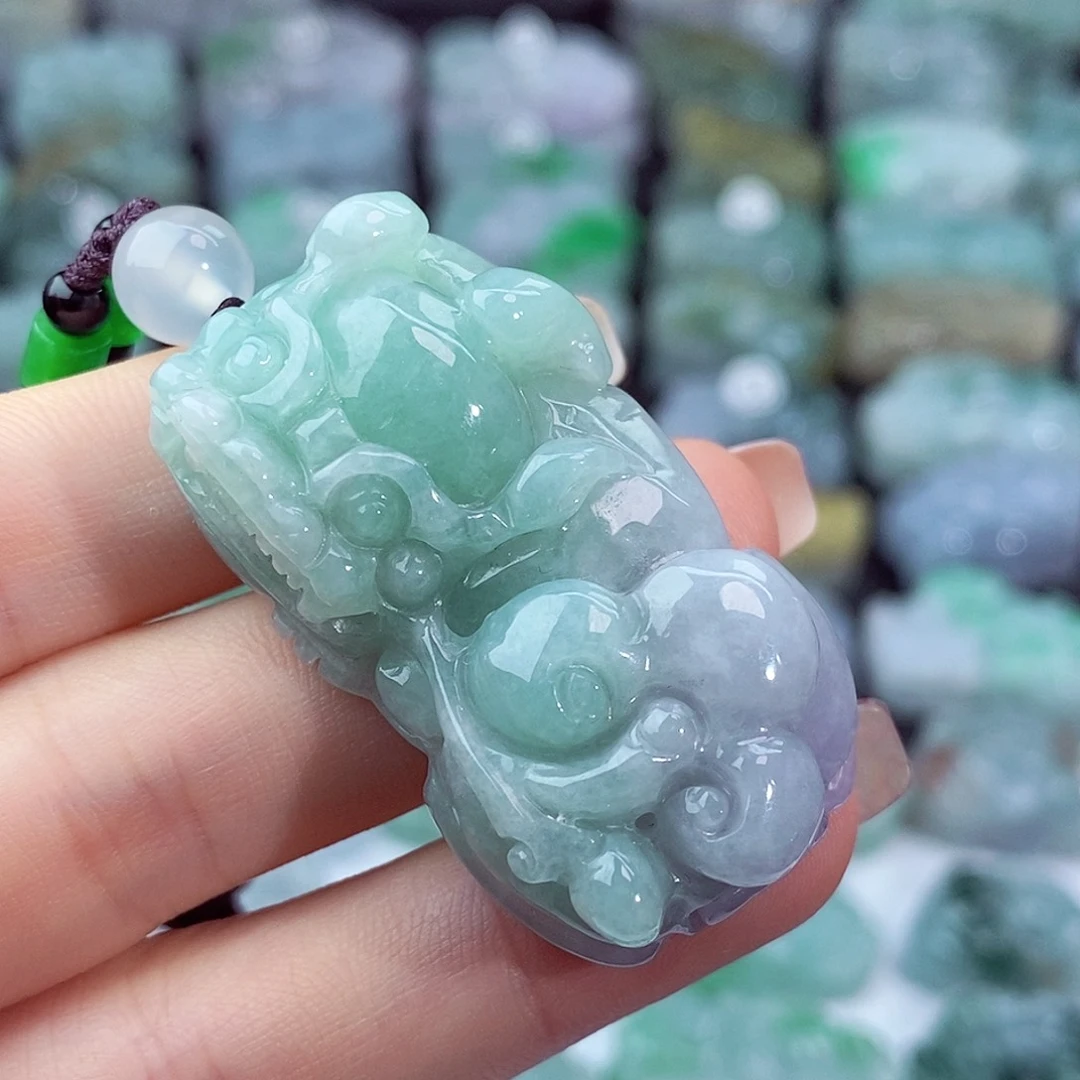 颈饰未镶嵌翡翠天然