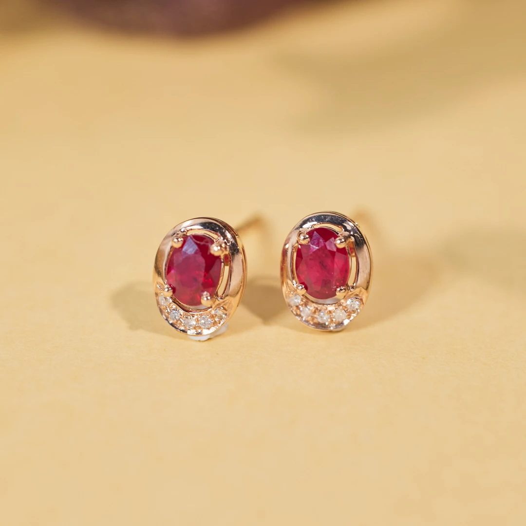 非遗好物分享【歪歪】红宝石耳钉18K金*U9525