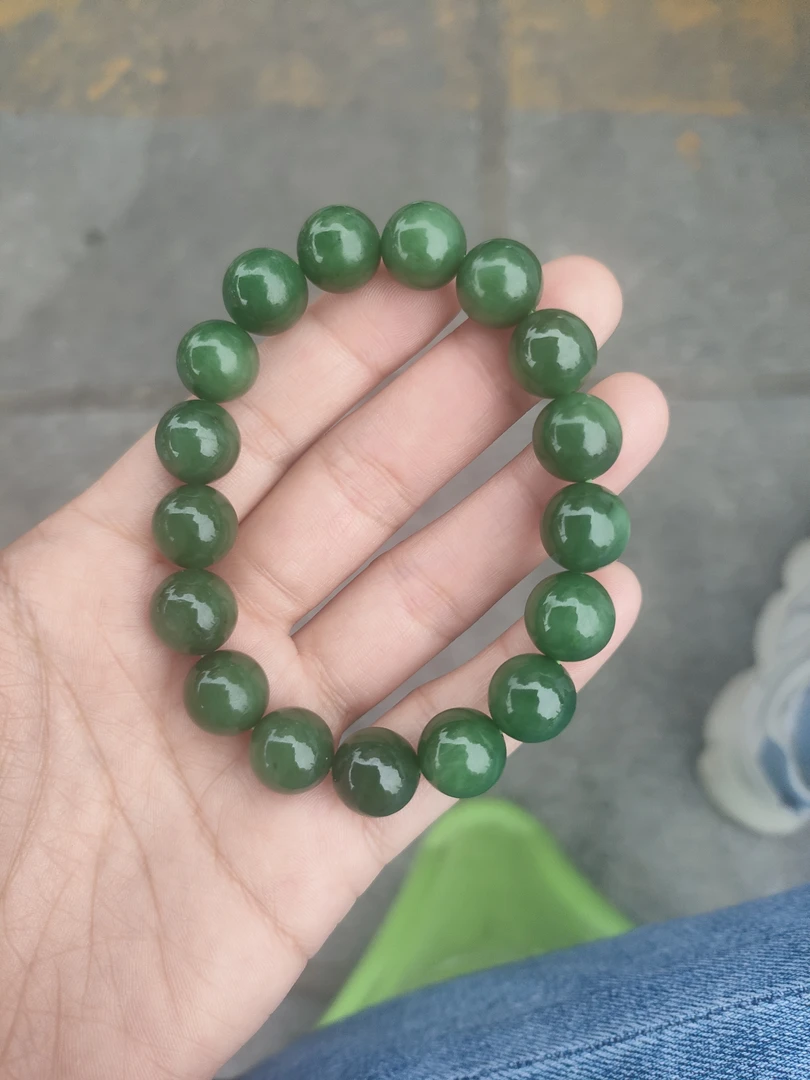 11 精品和田玉碧玉卡 12 手串