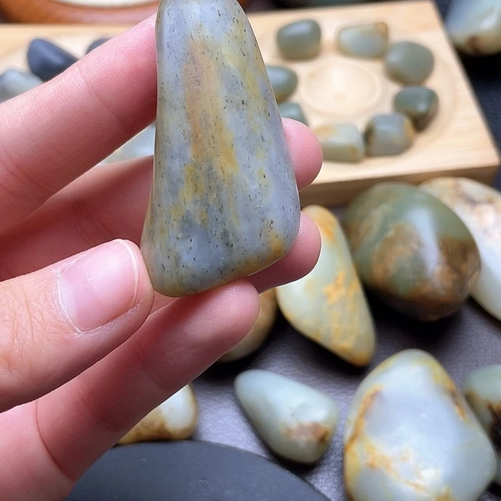 未镶嵌和田玉挂件