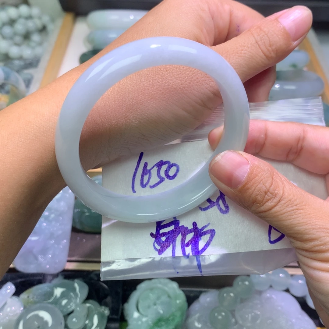 定制翡翠未镶嵌手镯59