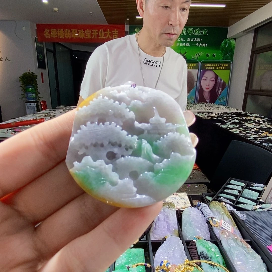 颈饰未镶嵌翡翠翡翠