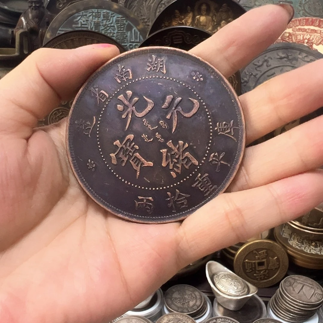 金属复古风格摆件
