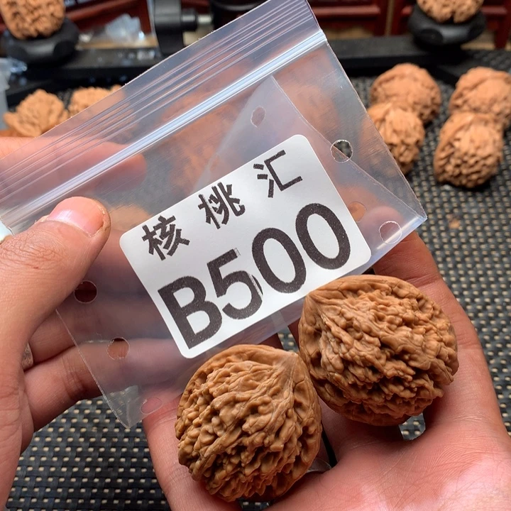一***翀吊坠文玩核桃蚂蚁王