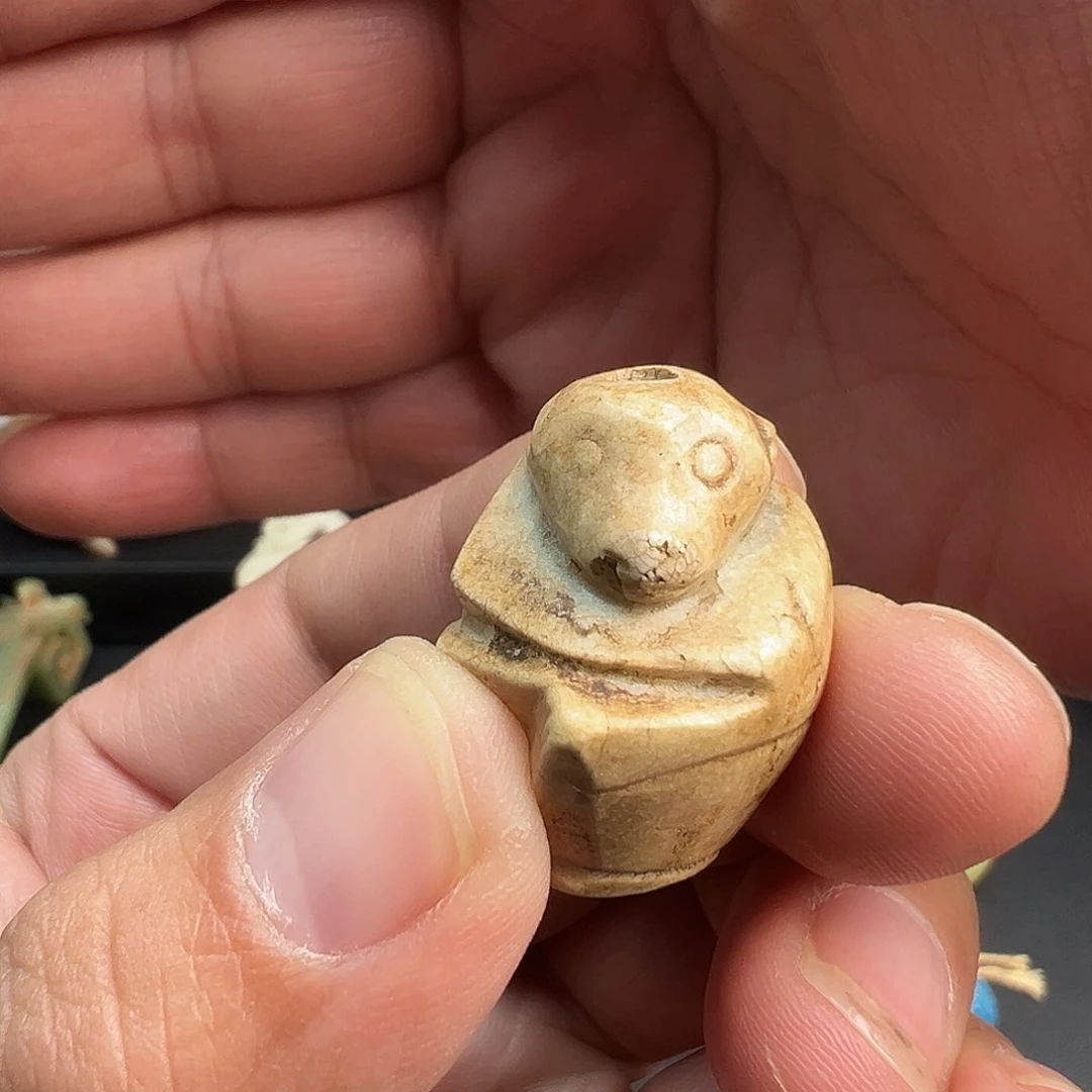 未镶嵌和田玉挂件