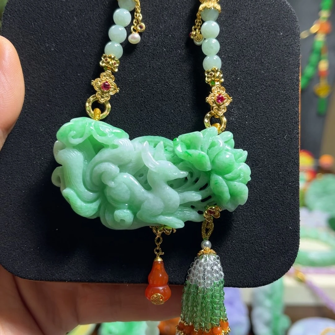 翡翠未镶嵌颈饰天然翡翠