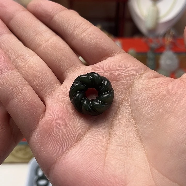 颈饰未镶嵌和田玉甜甜圈