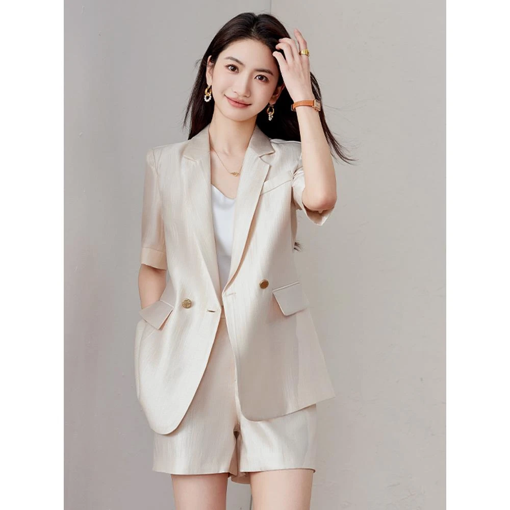 杏色短袖西装外套女夏季薄款2025新款今年流行高级感休闲时尚西服