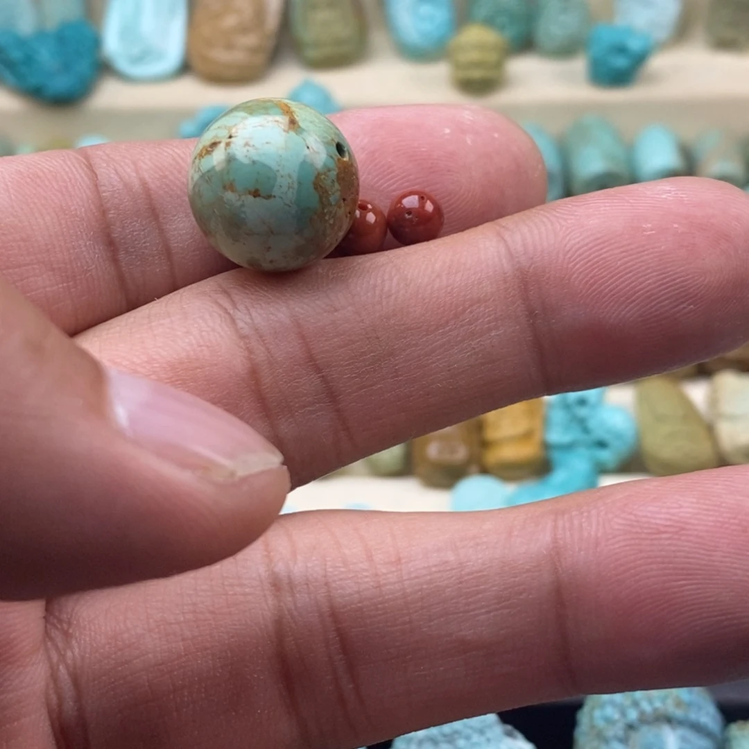 得***劲未镶嵌南红玛瑙珠宝半成品
