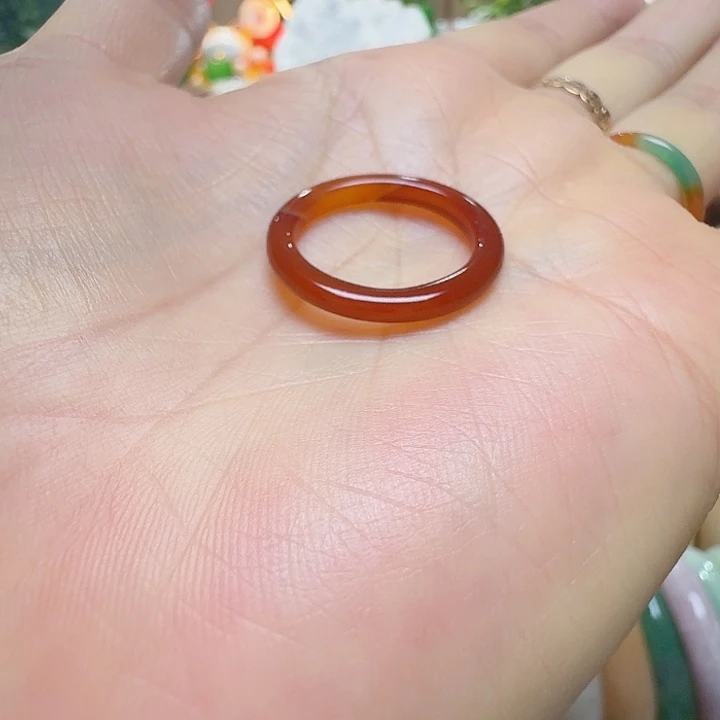 玲***纸玛瑙/玉髓未镶嵌戒指