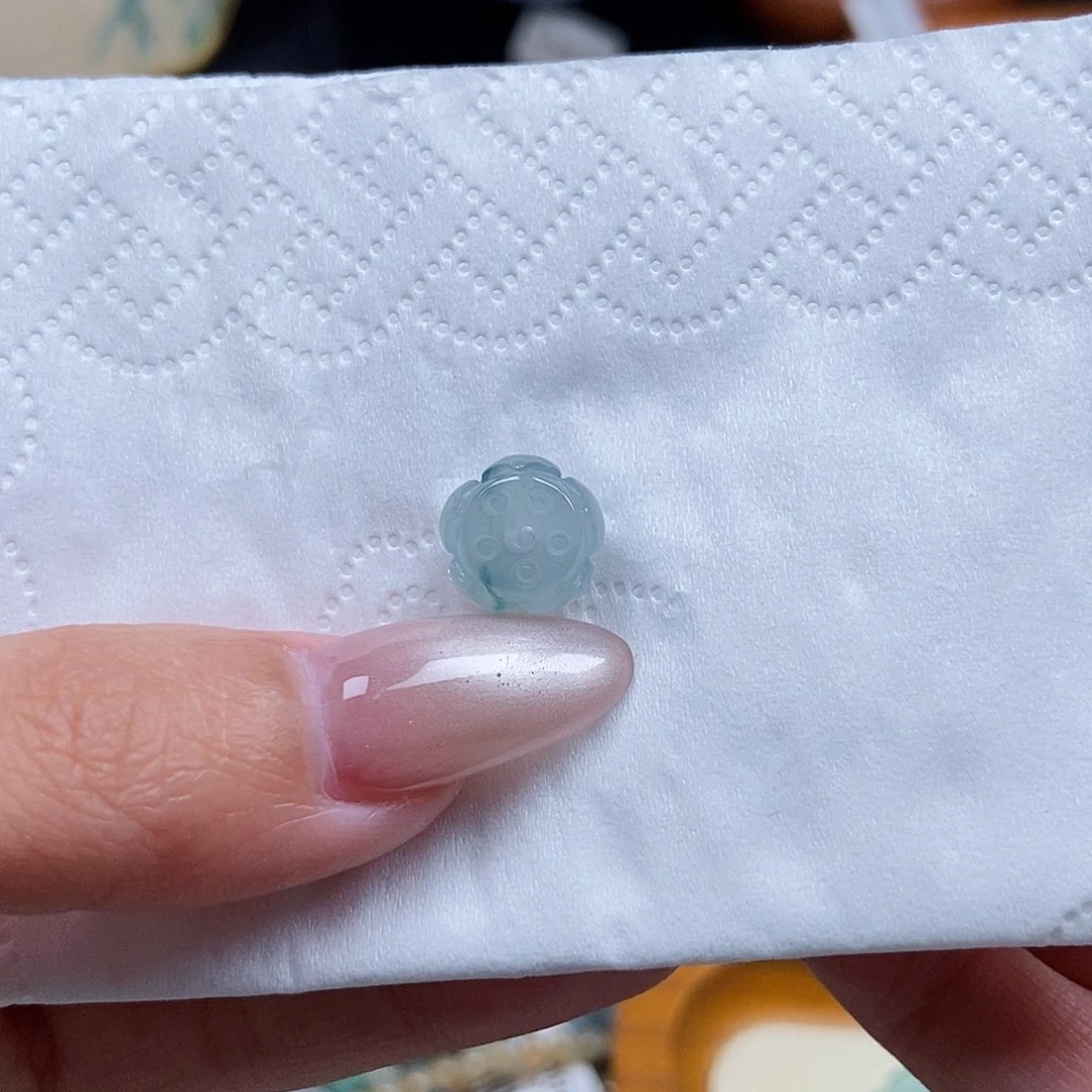 未镶嵌挂件翡翠蓝**阳闪