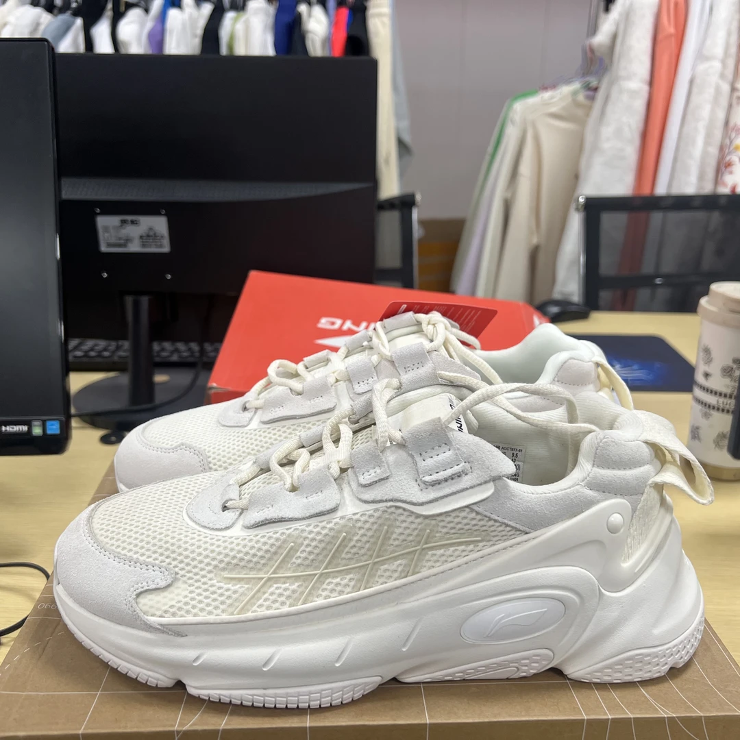 《B品以直播展示为准》鞋面微脏（X845）李宁男子运动鞋AGCT077-51