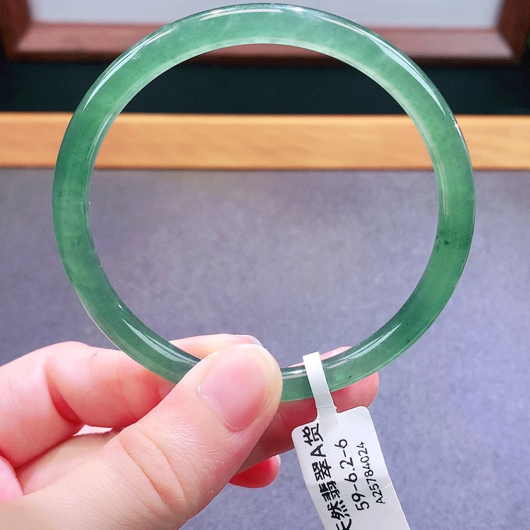 未镶嵌手镯翡翠天然翡翠