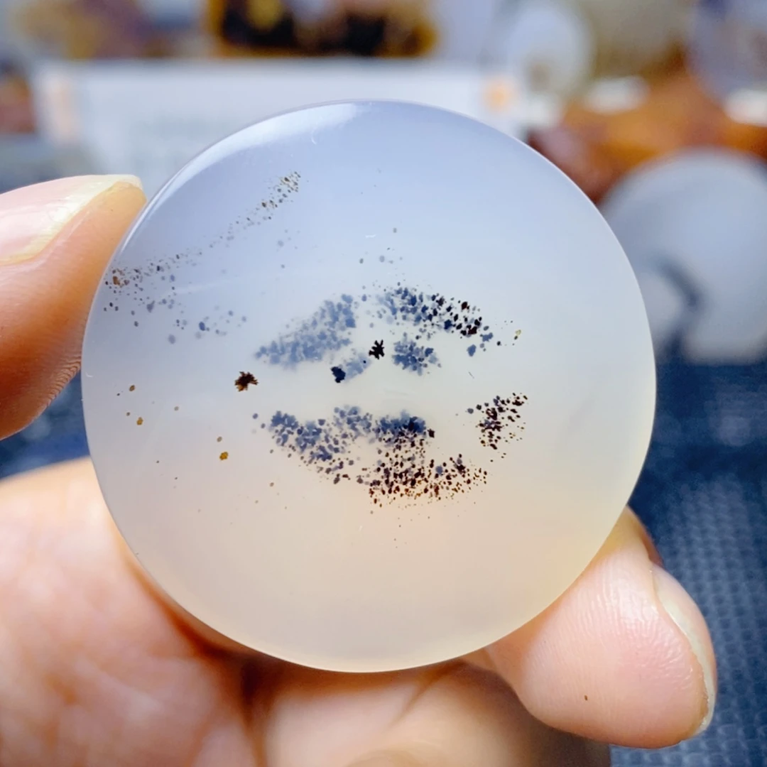 玛瑙/玉髓未镶嵌珠宝奇石