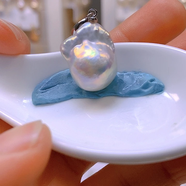 淡水珍珠颈饰合金