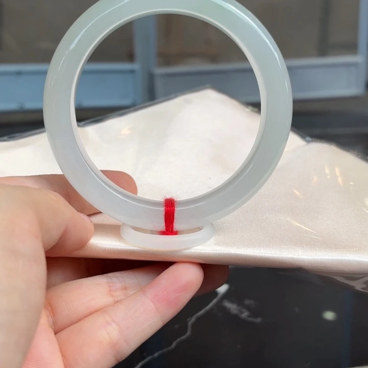 翡翠手镯未镶嵌夏*·53.5圈口