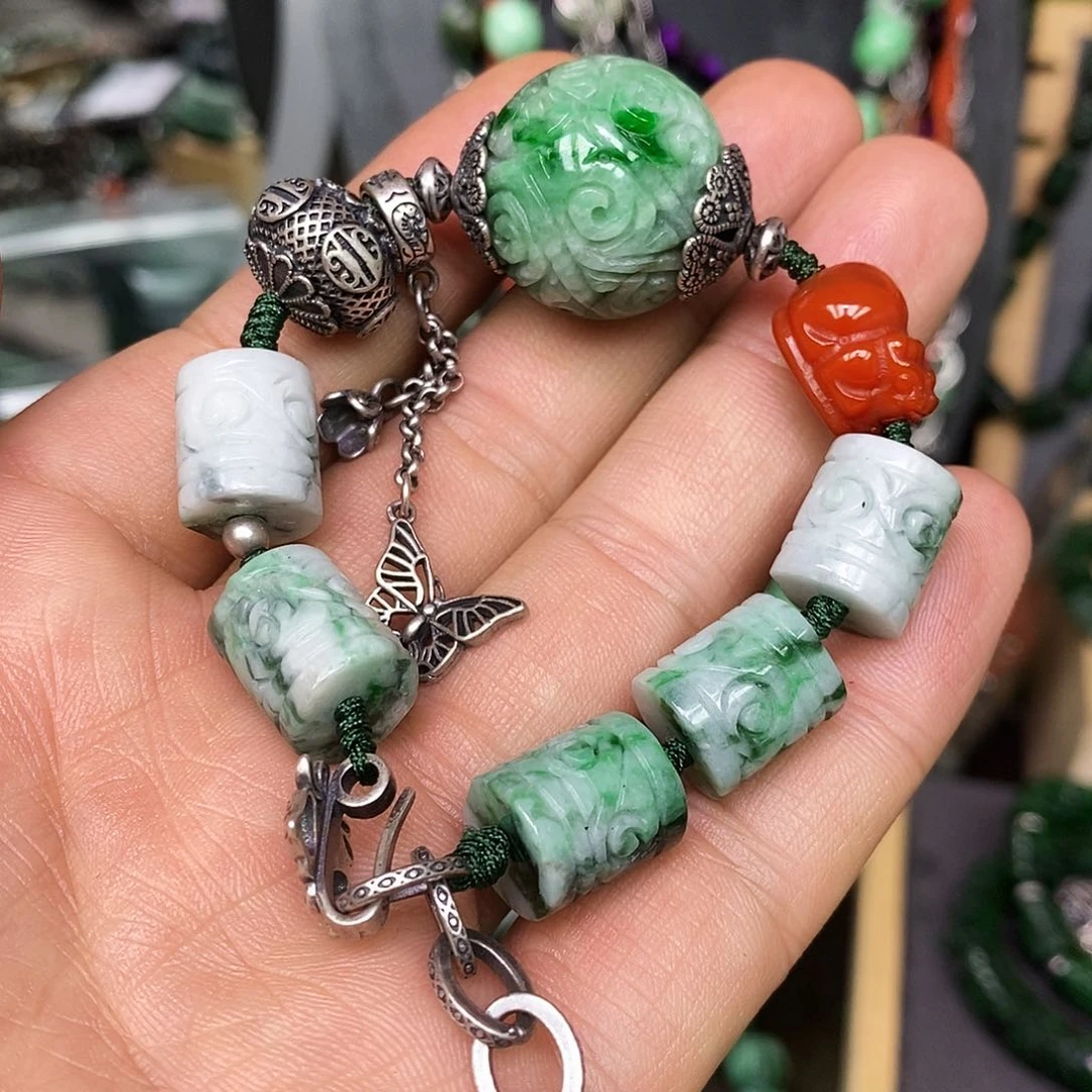 未镶嵌手链翡翠漂亮美眉