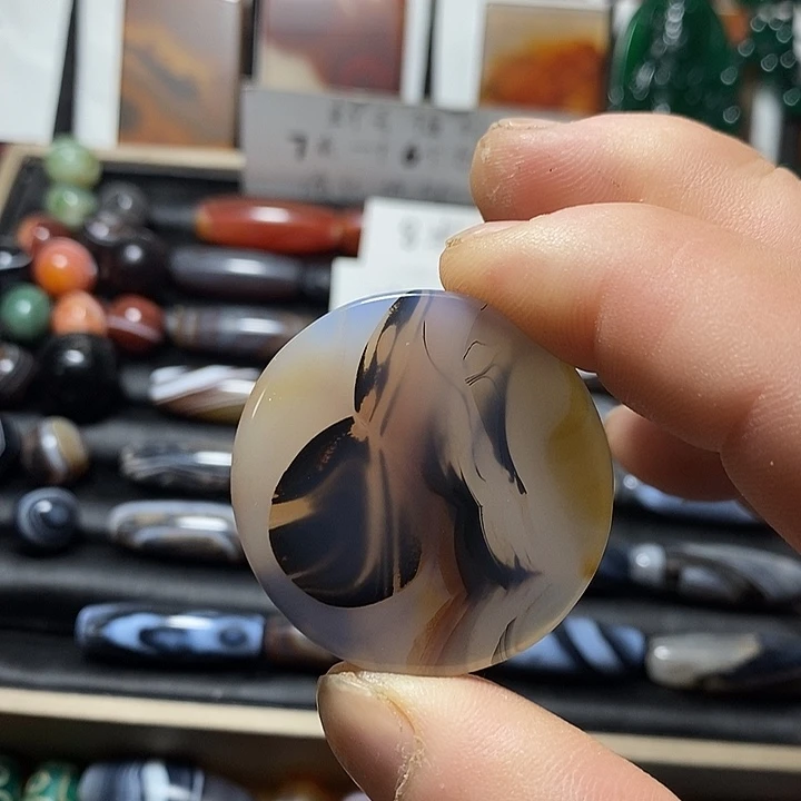 玛瑙/玉髓合金颈饰