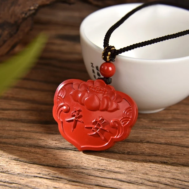 含辰砂工艺品（桃）高含量朱砂水飞砂平安莲花吊坠