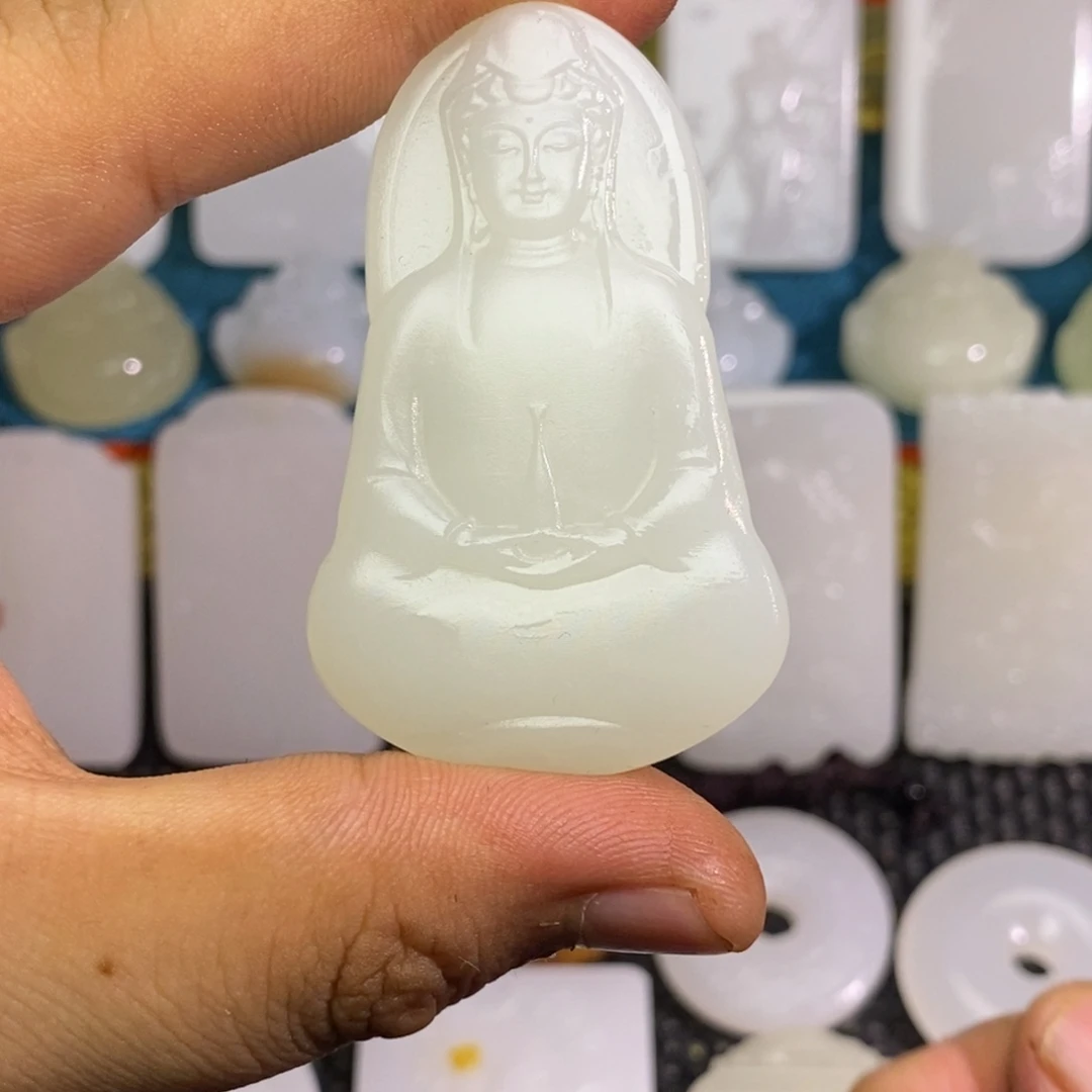 颈饰未镶嵌和田玉