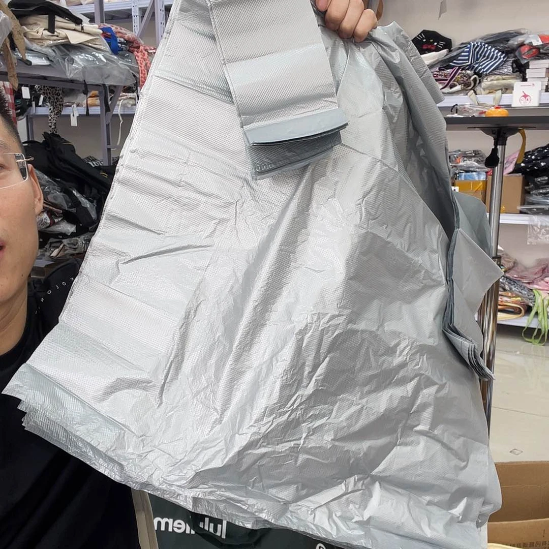 PU化妆包等各种产品的