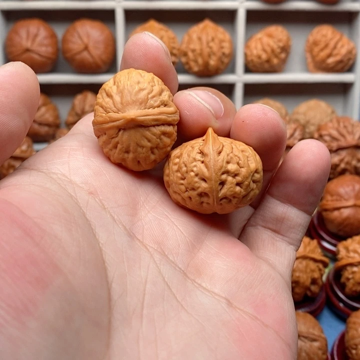 文玩核桃把件麒麟磨