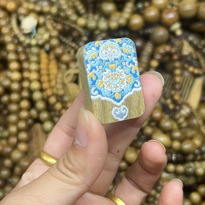 维腊木（绿檀）无事牌