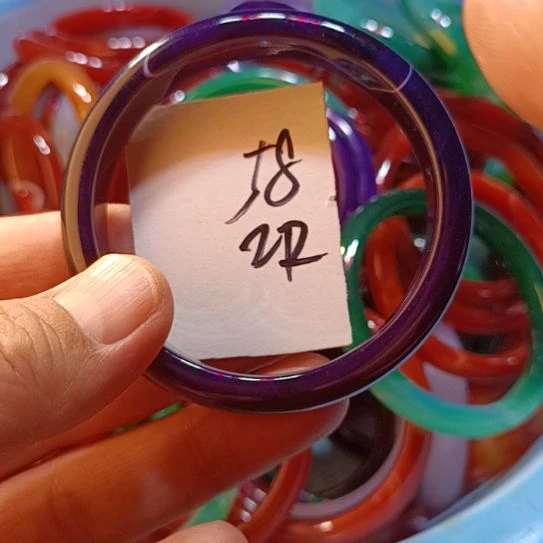 玛瑙/玉髓手镯未镶嵌