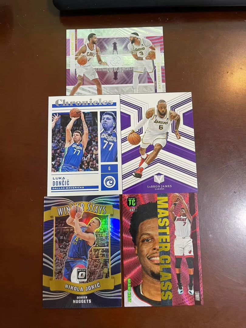 帕尼尼球星卡定制精选随机精美base 5张 赠送卡密