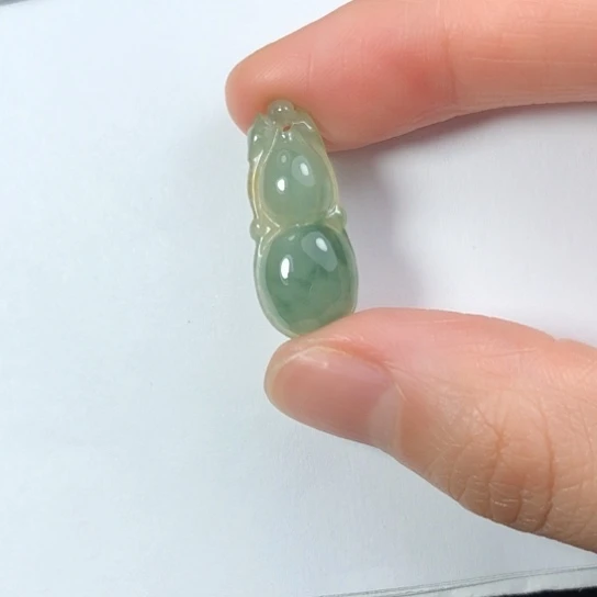 翡翠未镶嵌颈饰缅甸A货，每天下午1点半开播