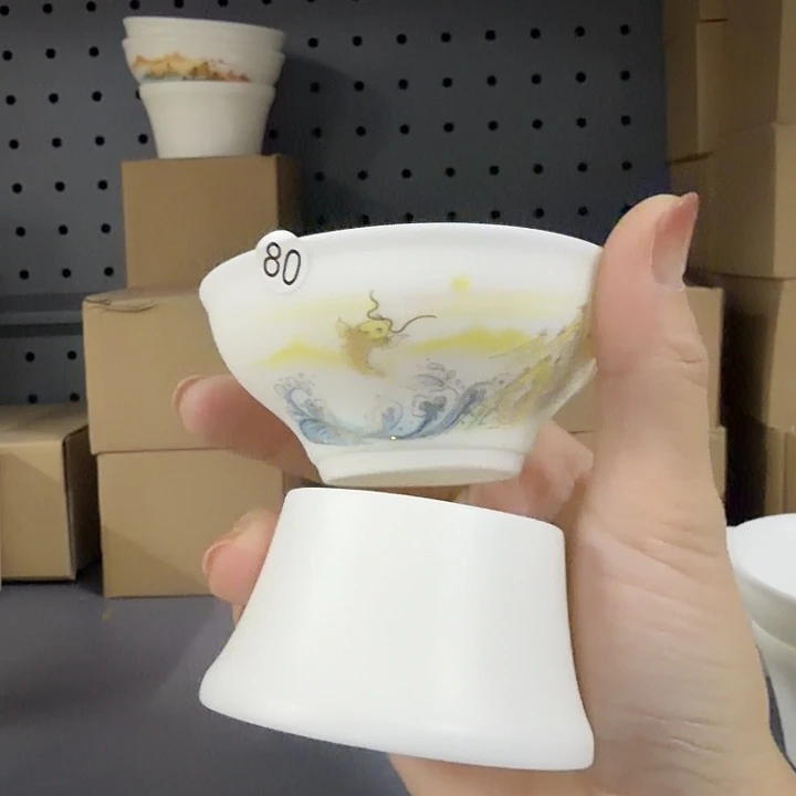 羊脂玉猪油白一体全瓷茶漏鱼跃龙门