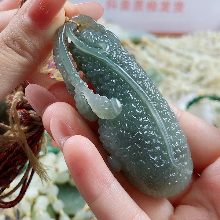 未镶嵌和田玉挂件