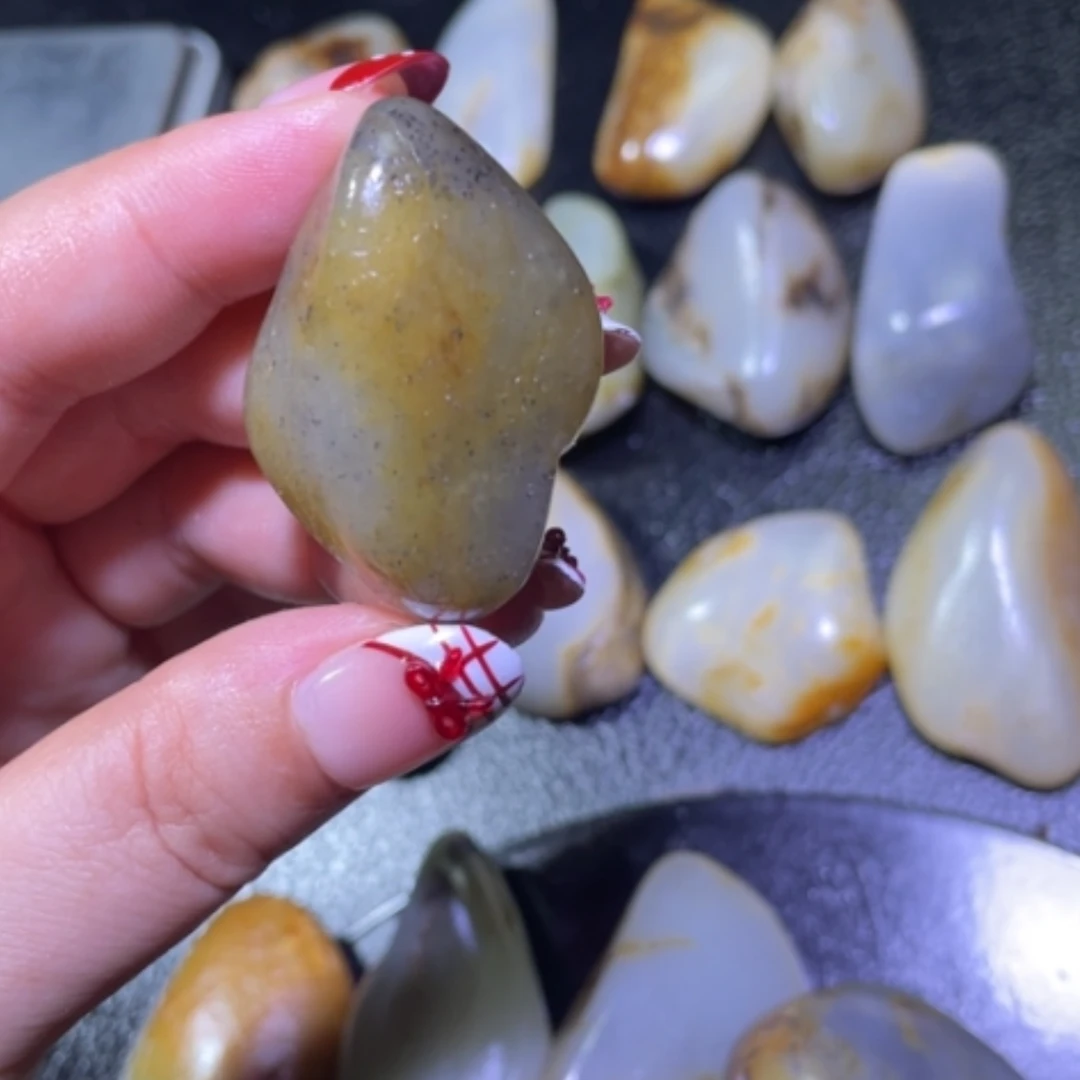 【闪购商品】颈饰未镶嵌和田玉
