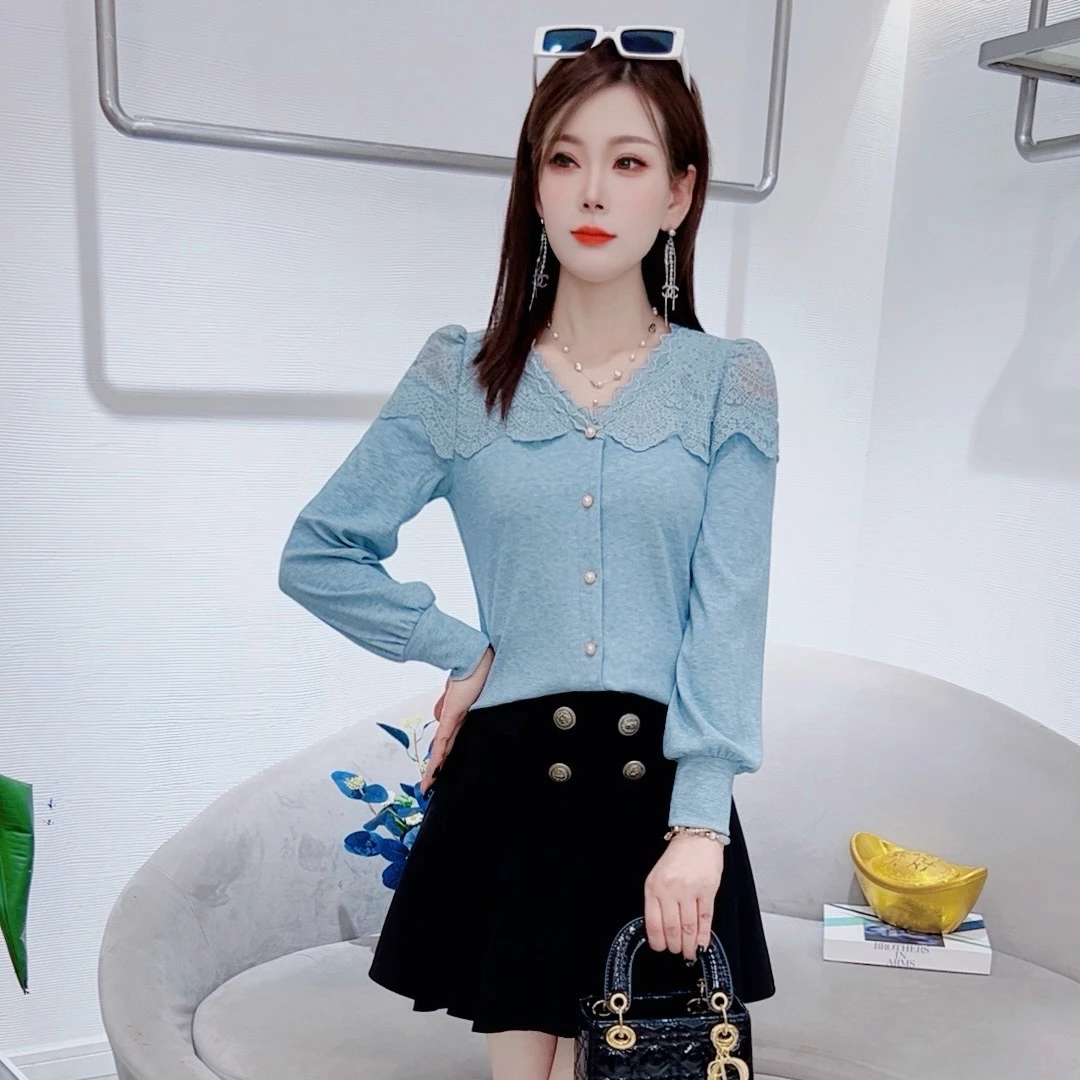 A8860时尚设计感V领长袖T恤女秋季新款减龄修身显瘦洋气上衣