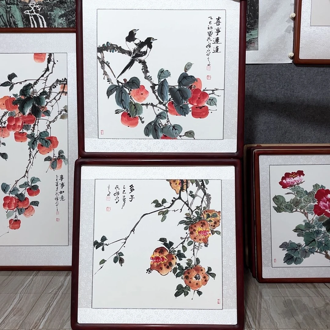 国画书画作品带框63×63厘米