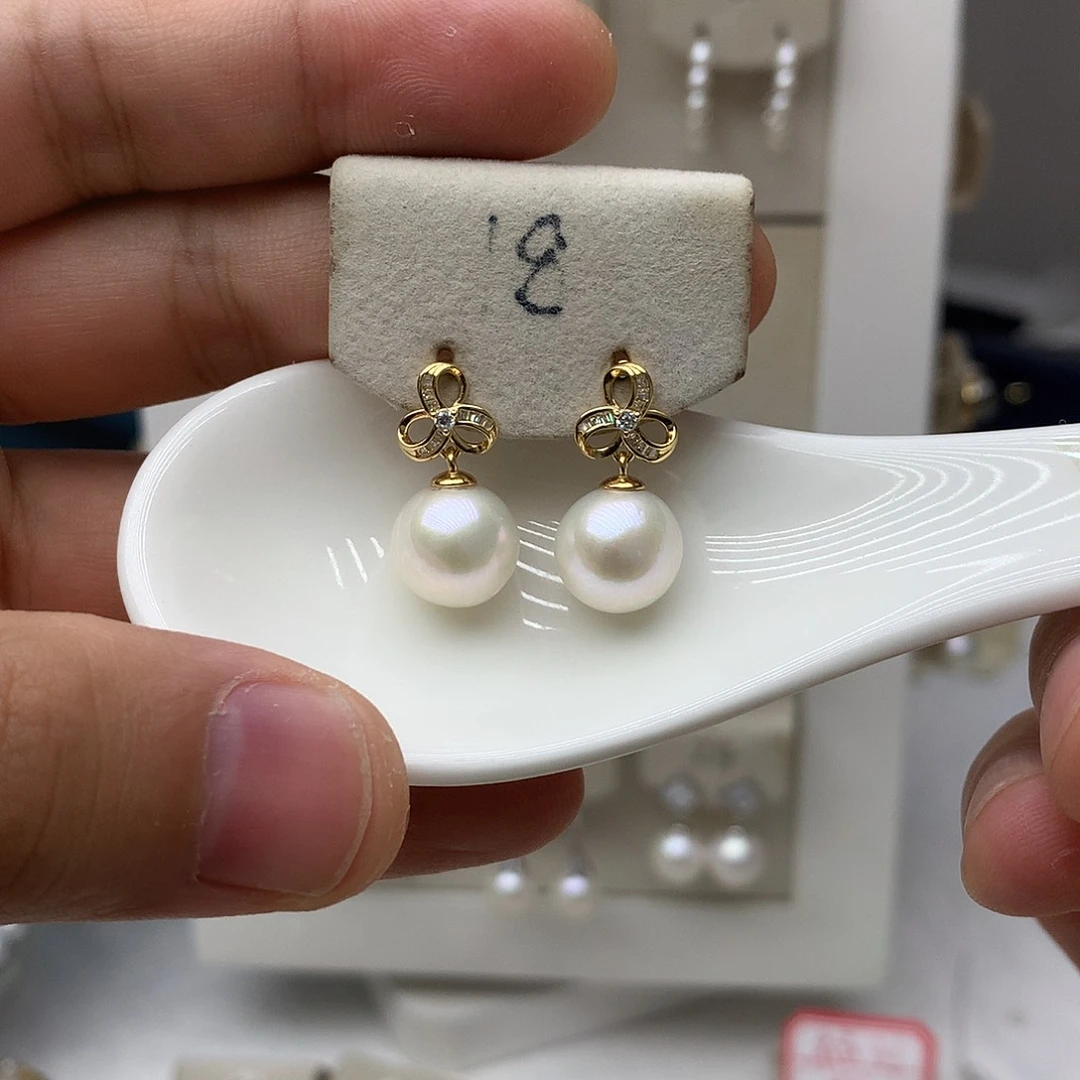 银S925镶嵌淡水珍珠耳饰