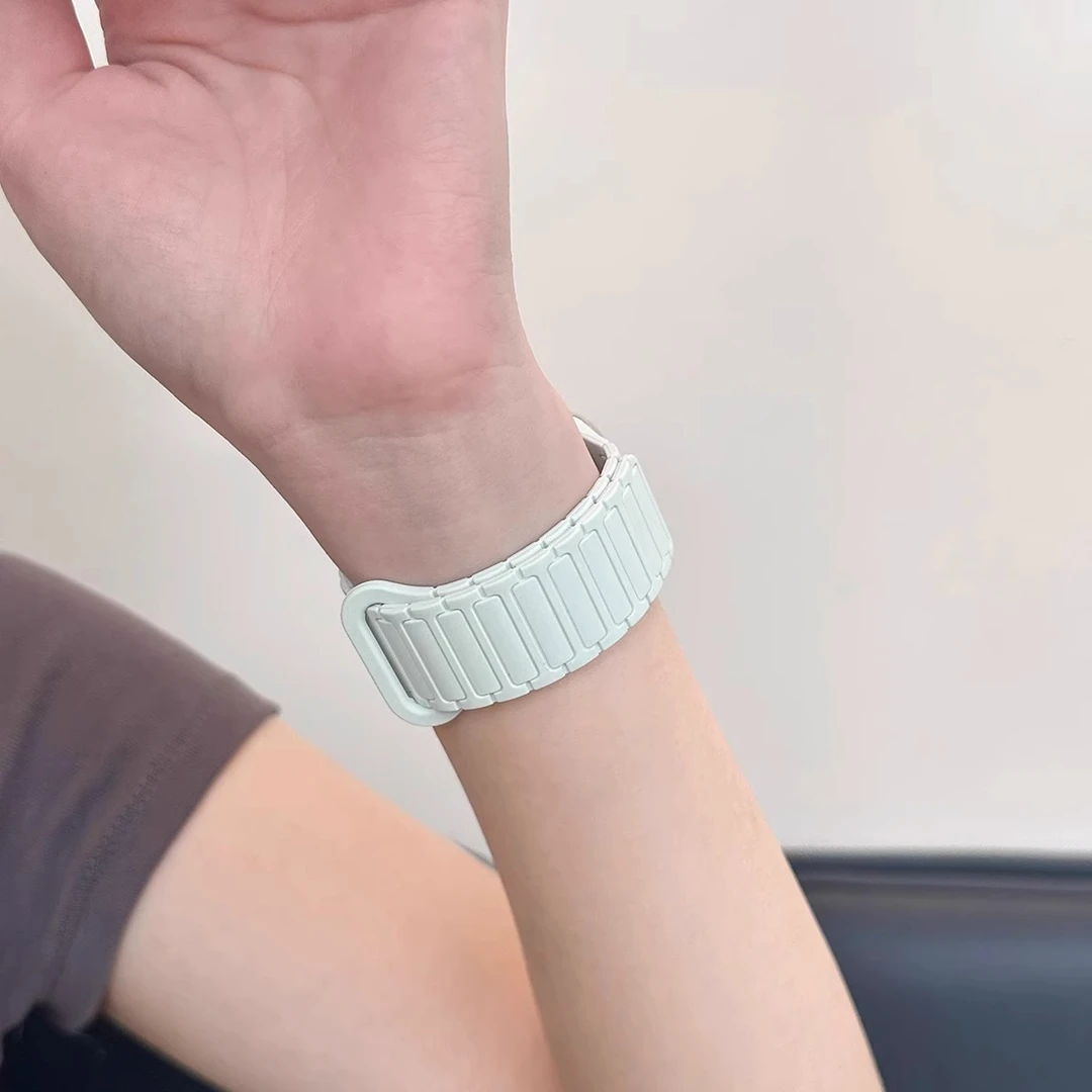 张婧仪同款适用iwatchS10表带夏天苹果s10表带新款硅胶磁吸华强北