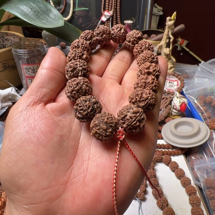 金刚菩提手串19蜂窝梅花双龙