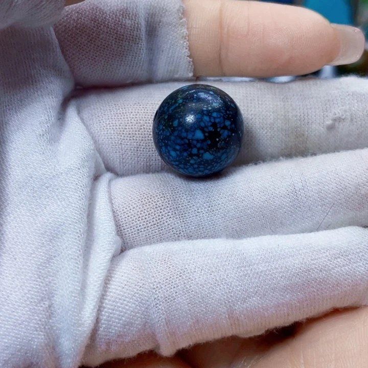 绿松石未镶嵌饰品