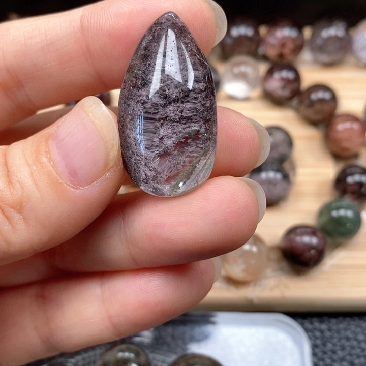 未镶嵌颈饰水晶水晶