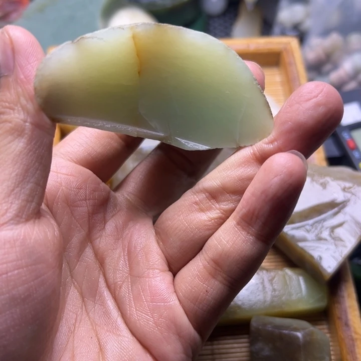 空****和田玉未镶嵌珠宝半成品