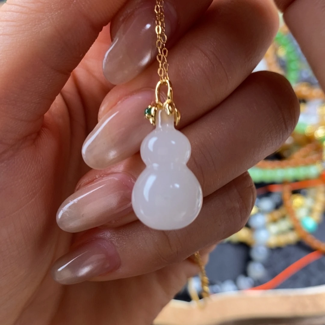 和田玉银S925镶嵌吊坠(赠链)白冰葫芦吊坠