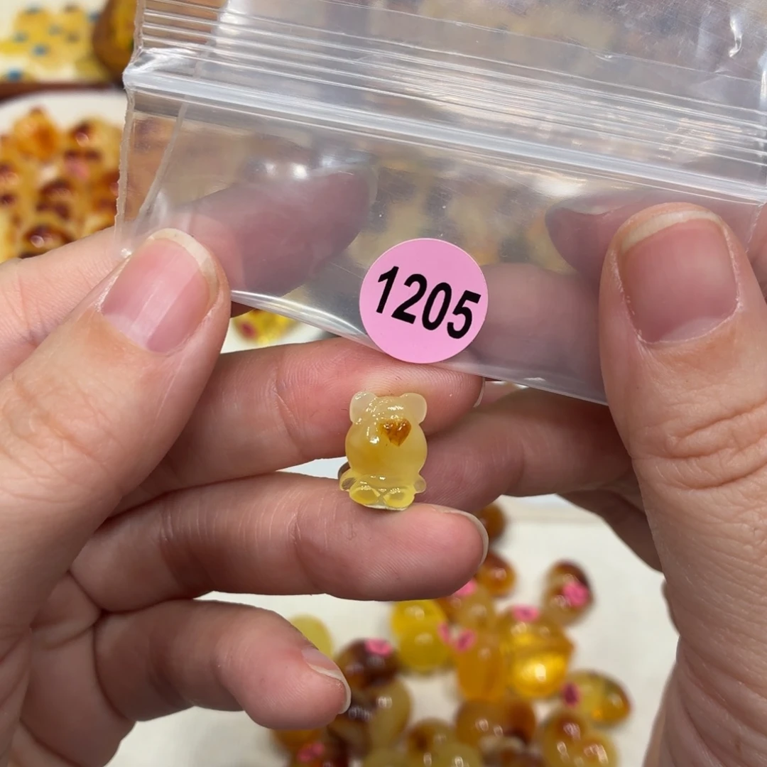 琥珀未镶嵌珠宝奇石