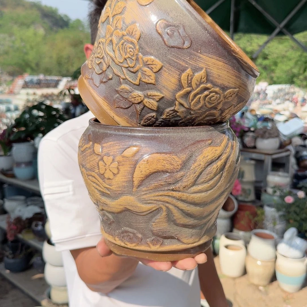 紫砂花盆口18高17（两个九尾狐柴烧