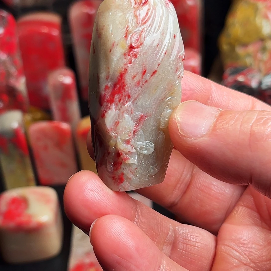 昌化石印石昌化羊脂冻鸡血石章