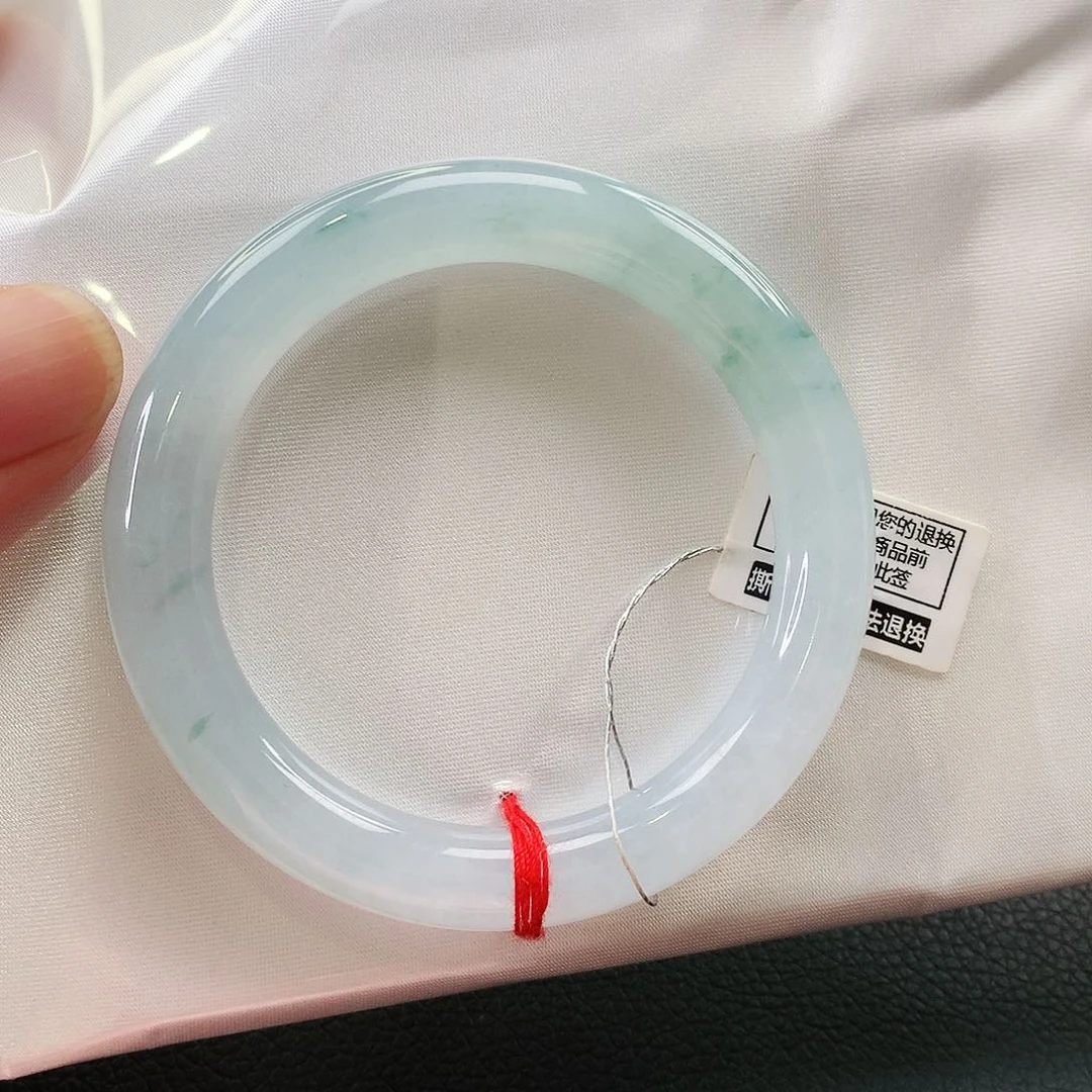 未镶嵌手镯翡翠天然翡翠手镯
