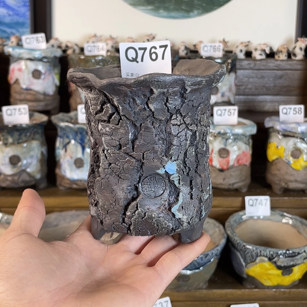 孤品油画山石系列中号老桩外口10
